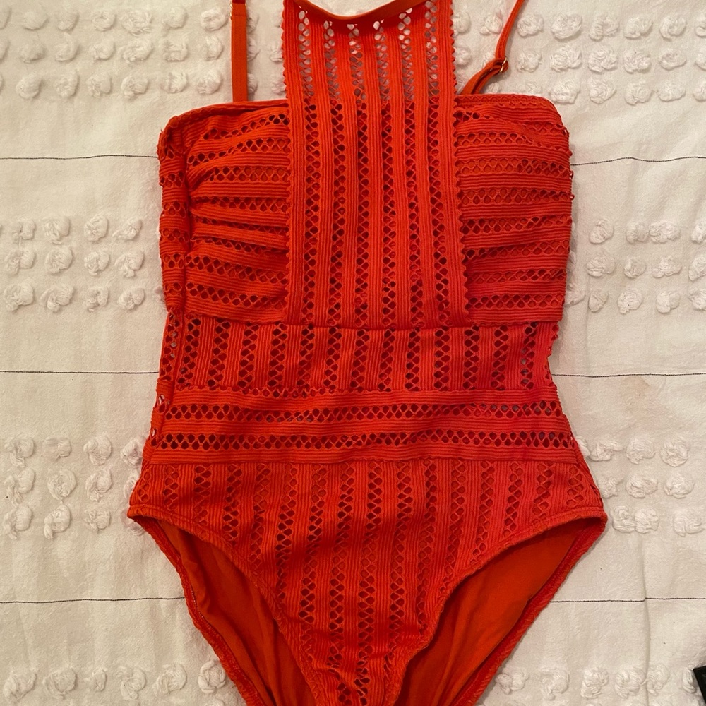 Kenneth Cole One-Piece bathing suit